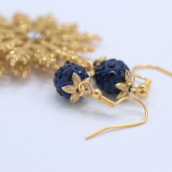 Handmade Snowflake Earrings - Picture 2 of 7